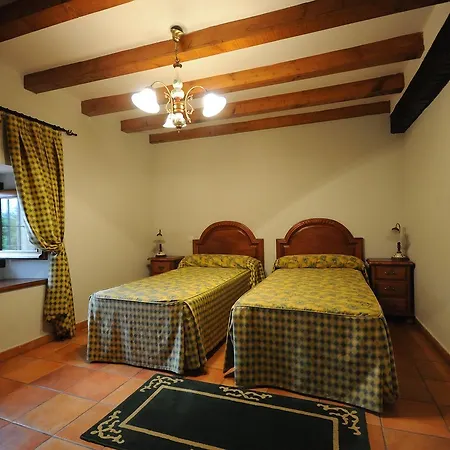 Hotell Ventilla Del Tirabeque 3*
